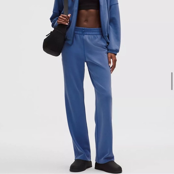 Lululemon softstreme pants - Picture 3 of 5